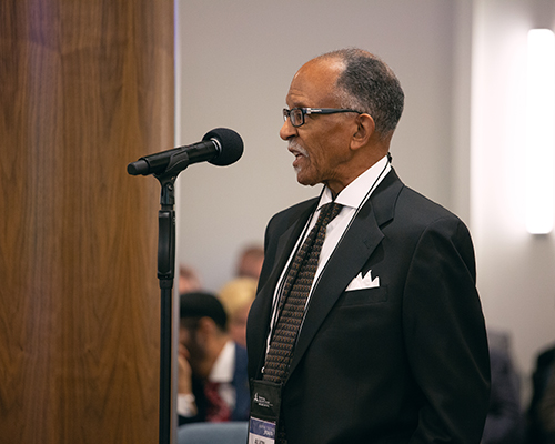 NAD Vice President Alvin Kibble asks the executive committee to consider ways to help the emerging immigrant and refugee populations within the division’s territory. 